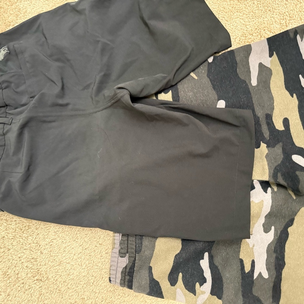 Abercrombie Kids Camouflage and black shorts - Picture 5 of 8
